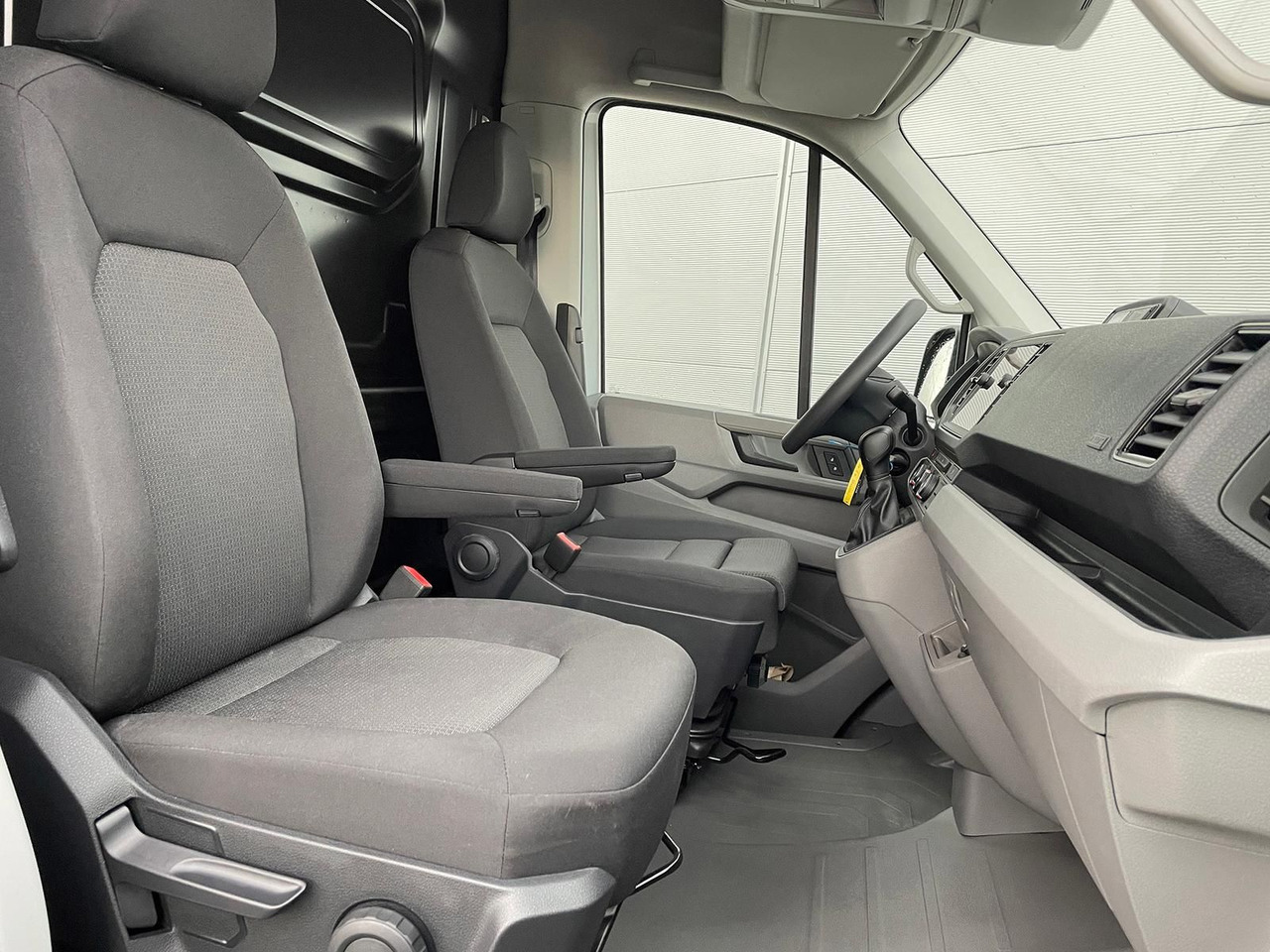 Automobil MAN TGE 5.160 Kasten L4H3 5t 4x4 OBERAIGNER STANDHZ: slika Automobil MAN TGE 5.160 Kasten L4H3 5t 4x4 OBERAIGNER STANDHZ