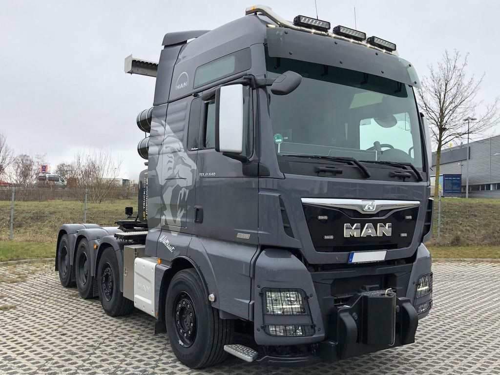 MAN TGX 41.640 8x4 Euro 6,Schwerlast 250t - Tegljač: slika MAN TGX 41.640 8x4 Euro 6,Schwerlast 250t - Tegljač MAN TGX 41.640 8x4 Euro 6,Schwerlast 250t - Tegljač: slika MAN TGX 41.640 8x4 Euro 6,Schwerlast 250t - Tegljač