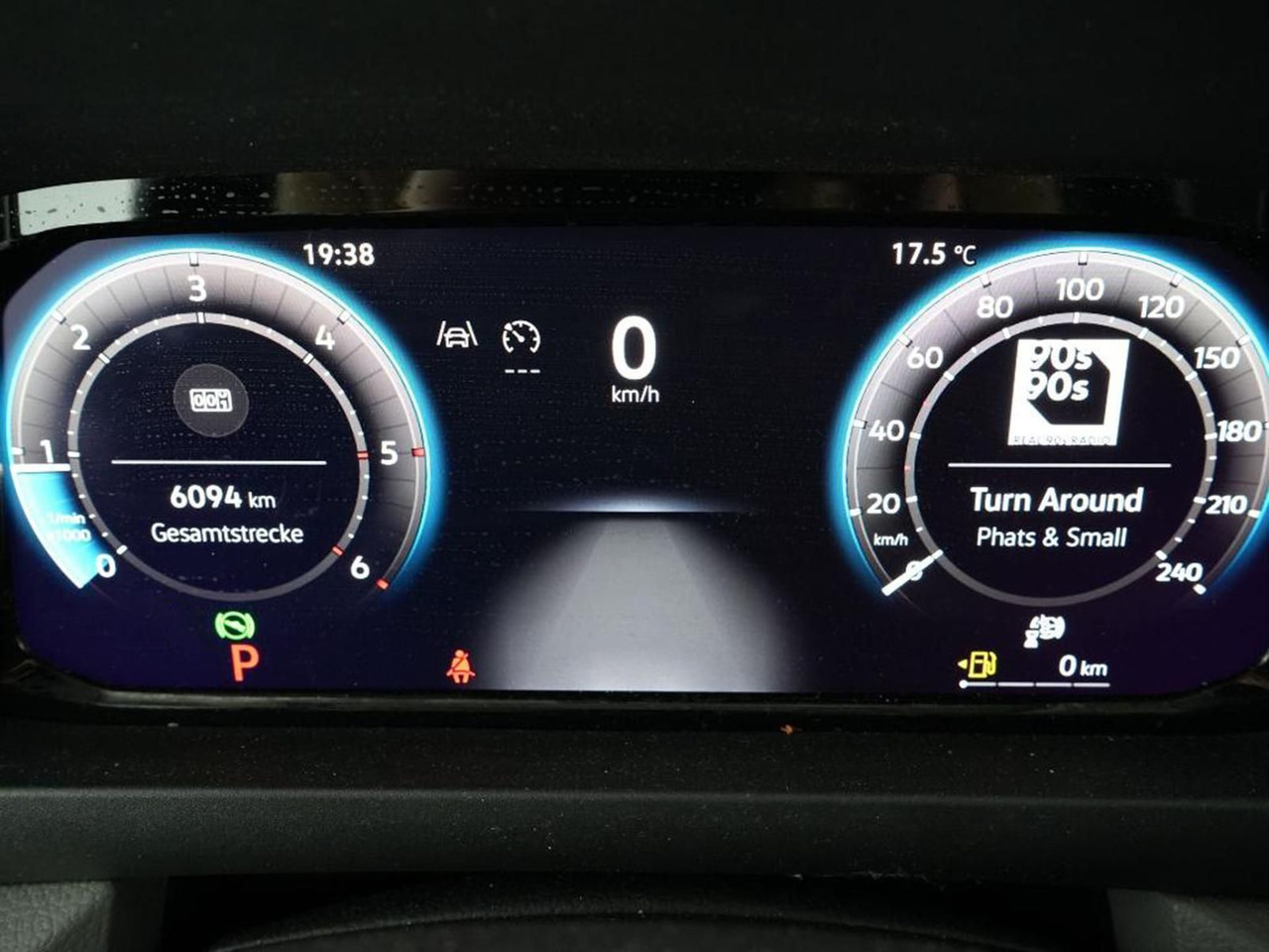 Volkswagen Crafter Kasten 35 L3H3 NAVI KLIMA DAB PDC - Putnički kombi: slika Volkswagen Crafter Kasten 35 L3H3 NAVI KLIMA DAB PDC - Putnički kombi Volkswagen Crafter Kasten 35 L3H3 NAVI KLIMA DAB PDC - Putnički kombi: slika Volkswagen Crafter Kasten 35 L3H3 NAVI KLIMA DAB PDC - Putnički kombi