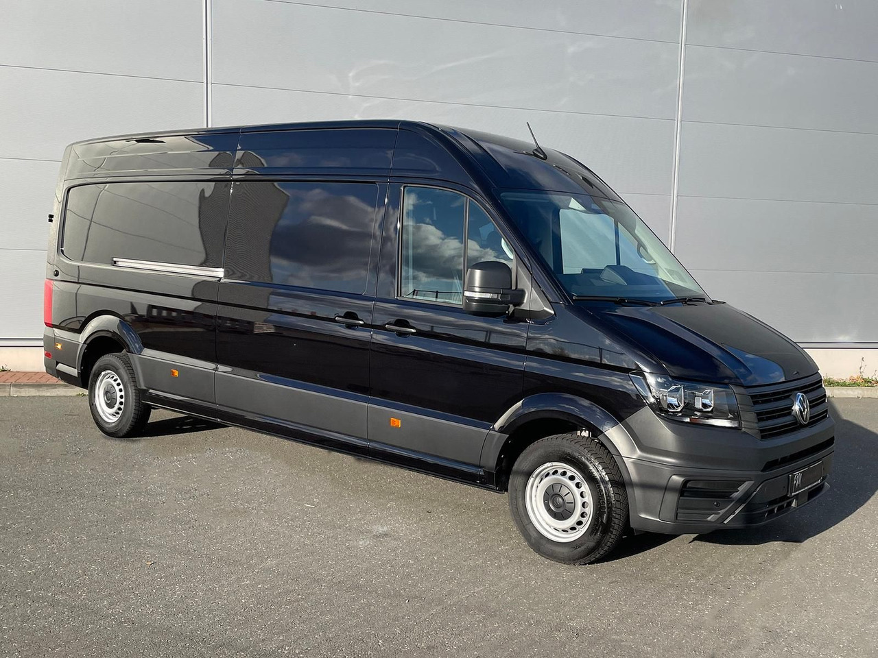 Volkswagen Crafter Kasten 35 L4H3 NAV SITZHZ AHK DAB KAMERA - Putnički kombi: slika Volkswagen Crafter Kasten 35 L4H3 NAV SITZHZ AHK DAB KAMERA - Putnički kombi Volkswagen Crafter Kasten 35 L4H3 NAV SITZHZ AHK DAB KAMERA - Putnički kombi: slika Volkswagen Crafter Kasten 35 L4H3 NAV SITZHZ AHK DAB KAMERA - Putnički kombi