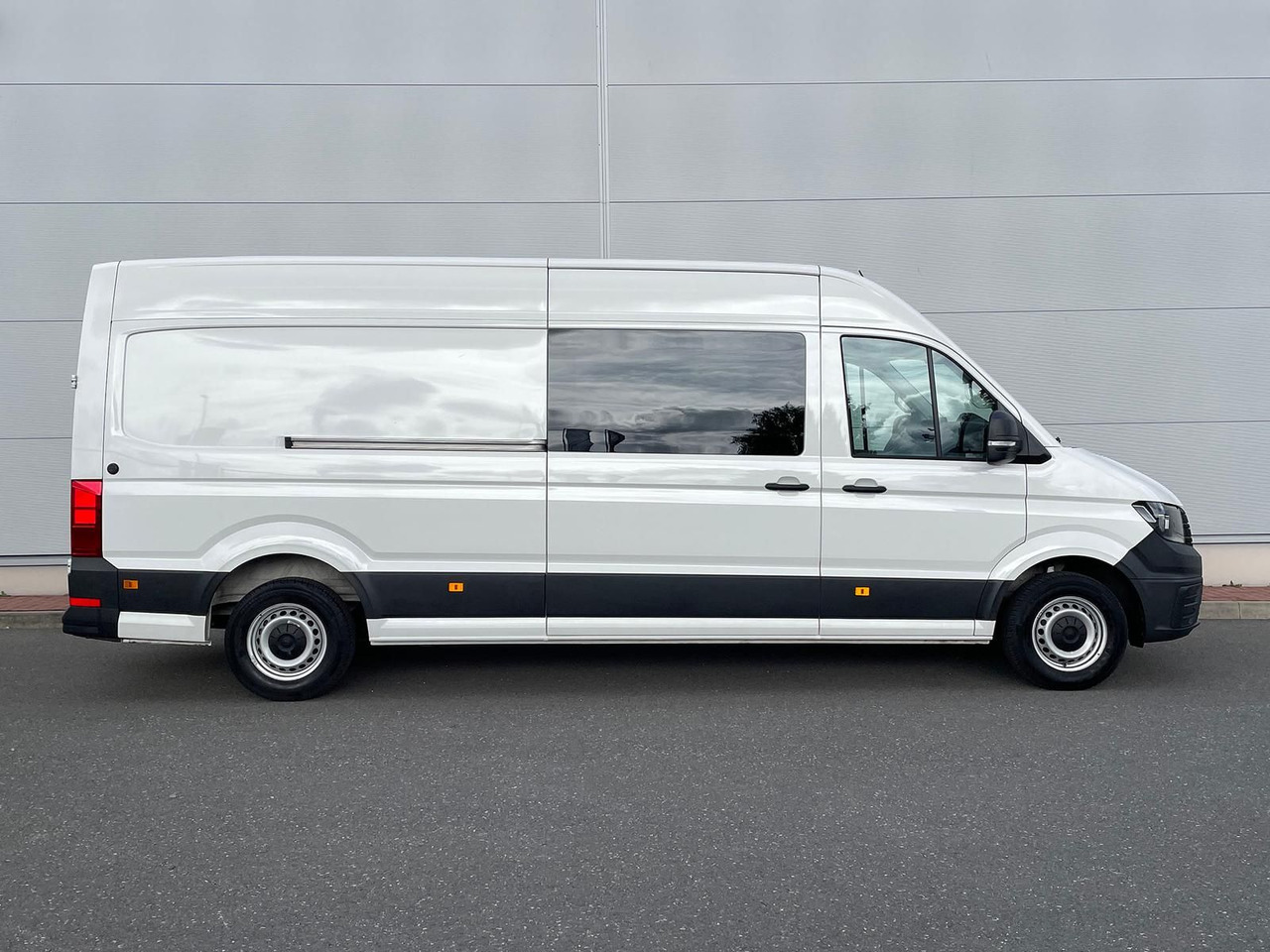 Volkswagen Crafter MIXTO 35 L4H3 KAMERA KLIMA SITZHZ DAB - Putnički kombi: slika Volkswagen Crafter MIXTO 35 L4H3 KAMERA KLIMA SITZHZ DAB - Putnički kombi Volkswagen Crafter MIXTO 35 L4H3 KAMERA KLIMA SITZHZ DAB - Putnički kombi: slika Volkswagen Crafter MIXTO 35 L4H3 KAMERA KLIMA SITZHZ DAB - Putnički kombi