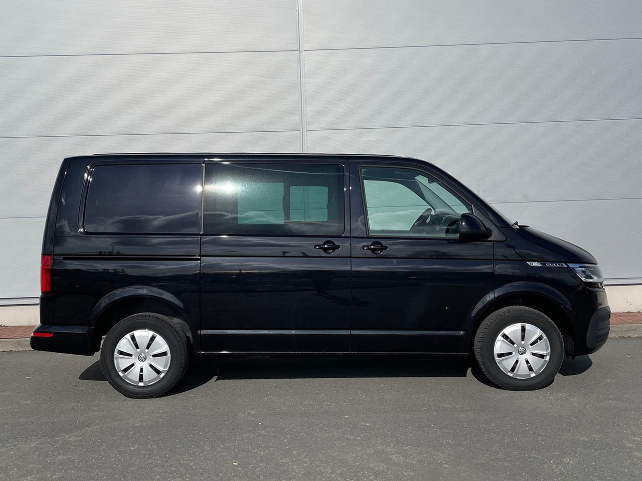 Volkswagen T6.1 Transporter Kasten 4M ACC PDC KAMERA STANDH - Putnički kombi: slika Volkswagen T6.1 Transporter Kasten 4M ACC PDC KAMERA STANDH - Putnički kombi Volkswagen T6.1 Transporter Kasten 4M ACC PDC KAMERA STANDH - Putnički kombi: slika Volkswagen T6.1 Transporter Kasten 4M ACC PDC KAMERA STANDH - Putnički kombi