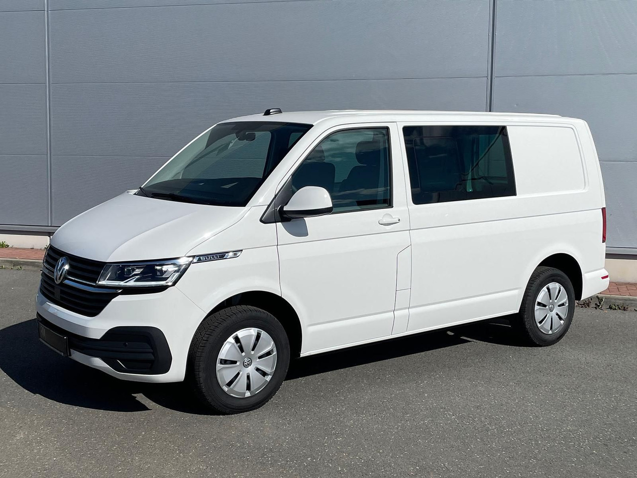 Volkswagen T6.1 Transporter Kasten 4M ACC PDC KAMERA STANDH - Putnički kombi: slika Volkswagen T6.1 Transporter Kasten 4M ACC PDC KAMERA STANDH - Putnički kombi Volkswagen T6.1 Transporter Kasten 4M ACC PDC KAMERA STANDH - Putnički kombi: slika Volkswagen T6.1 Transporter Kasten 4M ACC PDC KAMERA STANDH - Putnički kombi