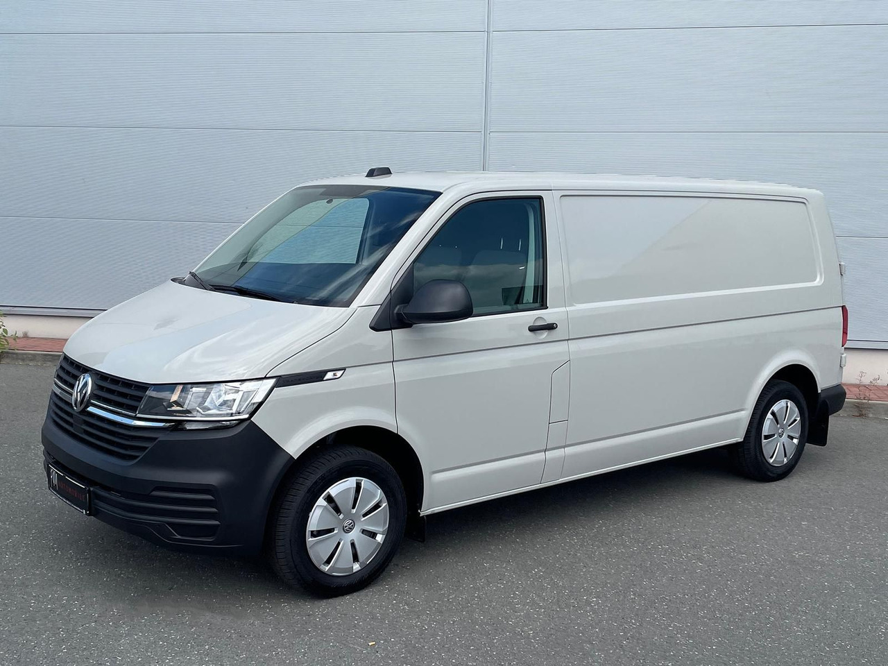 Volkswagen T6.1 Transporter Kasten LR TEMPOMAT KAMERA KLIMA - Putnički kombi: slika Volkswagen T6.1 Transporter Kasten LR TEMPOMAT KAMERA KLIMA - Putnički kombi Volkswagen T6.1 Transporter Kasten LR TEMPOMAT KAMERA KLIMA - Putnički kombi: slika Volkswagen T6.1 Transporter Kasten LR TEMPOMAT KAMERA KLIMA - Putnički kombi