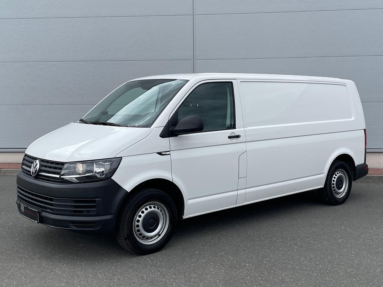 Volkswagen T6 Transporter 2.0 TDI PDC KLIMA - Furgon: slika Volkswagen T6 Transporter 2.0 TDI PDC KLIMA - Furgon Volkswagen T6 Transporter 2.0 TDI PDC KLIMA - Furgon: slika Volkswagen T6 Transporter 2.0 TDI PDC KLIMA - Furgon