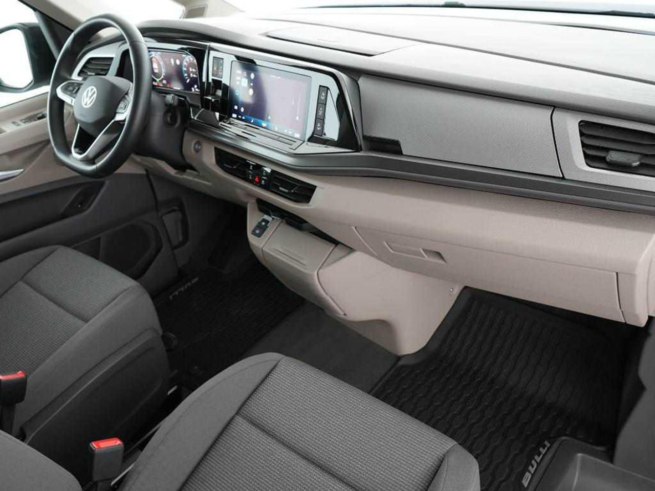 Volkswagen T7 Multivan eHybrid lang 4MOTION NAVI AHK ACC - Minibus: slika Volkswagen T7 Multivan eHybrid lang 4MOTION NAVI AHK ACC - Minibus Volkswagen T7 Multivan eHybrid lang 4MOTION NAVI AHK ACC - Minibus: slika Volkswagen T7 Multivan eHybrid lang 4MOTION NAVI AHK ACC - Minibus