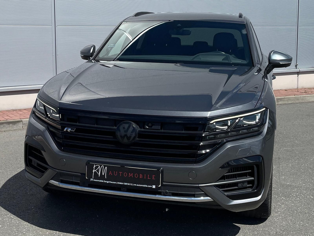 Volkswagen Touareg 4.0 V8 TDI One Million 4M LEDER AHK ACC - SUV: slika Volkswagen Touareg 4.0 V8 TDI One Million 4M LEDER AHK ACC - SUV Volkswagen Touareg 4.0 V8 TDI One Million 4M LEDER AHK ACC - SUV: slika Volkswagen Touareg 4.0 V8 TDI One Million 4M LEDER AHK ACC - SUV