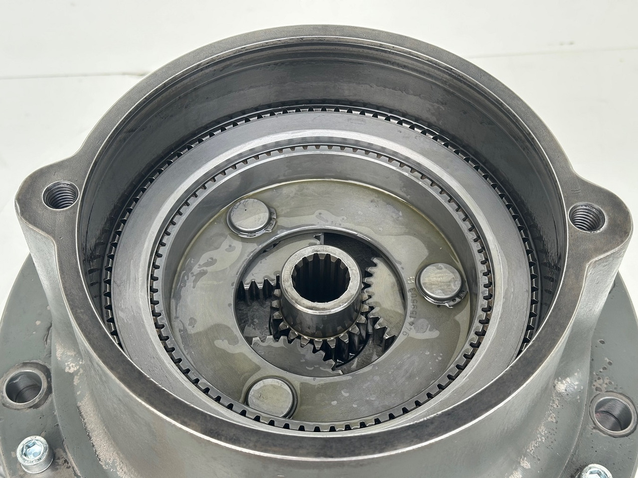 LIEBHERR Original Schwenkantrieb Typ: AT-SAT225/273,SAT225/229. ID-Nr.90003633A-ID-Nr.932151201-ID-Nr.932871301-ID-Nr.90003632-ID-Nr.970463801. A314,A316,A900,A904,R313,R317,R900,R904. #B13.20.90430# - Motor okretanja za Bager: slika LIEBHERR Original Schwenkantrieb Typ: AT-SAT225/273,SAT225/229. ID-Nr.90003633A-ID-Nr.932151201-ID-Nr.932871301-ID-Nr.90003632-ID-Nr.970463801. A314,A316,A900,A904,R313,R317,R900,R904. #B13.20.90430# - Motor okretanja za Bager LIEBHERR Original Schwenkantrieb Typ: AT-SAT225/273,SAT225/229. ID-Nr.90003633A-ID-Nr.932151201-ID-Nr.932871301-ID-Nr.90003632-ID-Nr.970463801. A314,A316,A900,A904,R313,R317,R900,R904. #B13.20.90430# - Motor okretanja za Bager: slika LIEBHERR Original Schwenkantrieb Typ: AT-SAT225/273,SAT225/229. ID-Nr.90003633A-ID-Nr.932151201-ID-Nr.932871301-ID-Nr.90003632-ID-Nr.970463801. A314,A316,A900,A904,R313,R317,R900,R904. #B13.20.90430# - Motor okretanja za Bager
