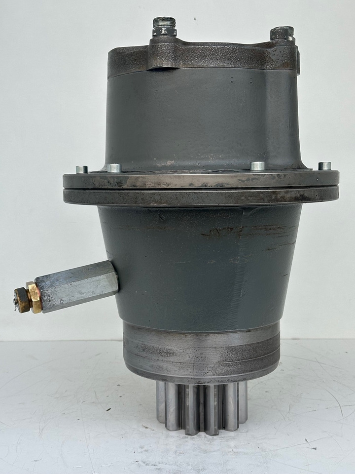 LIEBHERR Original Schwenkantrieb Typ: AT-SAT225/273,SAT225/229. ID-Nr.90003633A-ID-Nr.932151201-ID-Nr.932871301-ID-Nr.90003632-ID-Nr.970463801. A314,A316,A900,A904,R313,R317,R900,R904. #B13.20.90430# - Motor okretanja za Bager: slika LIEBHERR Original Schwenkantrieb Typ: AT-SAT225/273,SAT225/229. ID-Nr.90003633A-ID-Nr.932151201-ID-Nr.932871301-ID-Nr.90003632-ID-Nr.970463801. A314,A316,A900,A904,R313,R317,R900,R904. #B13.20.90430# - Motor okretanja za Bager LIEBHERR Original Schwenkantrieb Typ: AT-SAT225/273,SAT225/229. ID-Nr.90003633A-ID-Nr.932151201-ID-Nr.932871301-ID-Nr.90003632-ID-Nr.970463801. A314,A316,A900,A904,R313,R317,R900,R904. #B13.20.90430# - Motor okretanja za Bager: slika LIEBHERR Original Schwenkantrieb Typ: AT-SAT225/273,SAT225/229. ID-Nr.90003633A-ID-Nr.932151201-ID-Nr.932871301-ID-Nr.90003632-ID-Nr.970463801. A314,A316,A900,A904,R313,R317,R900,R904. #B13.20.90430# - Motor okretanja za Bager