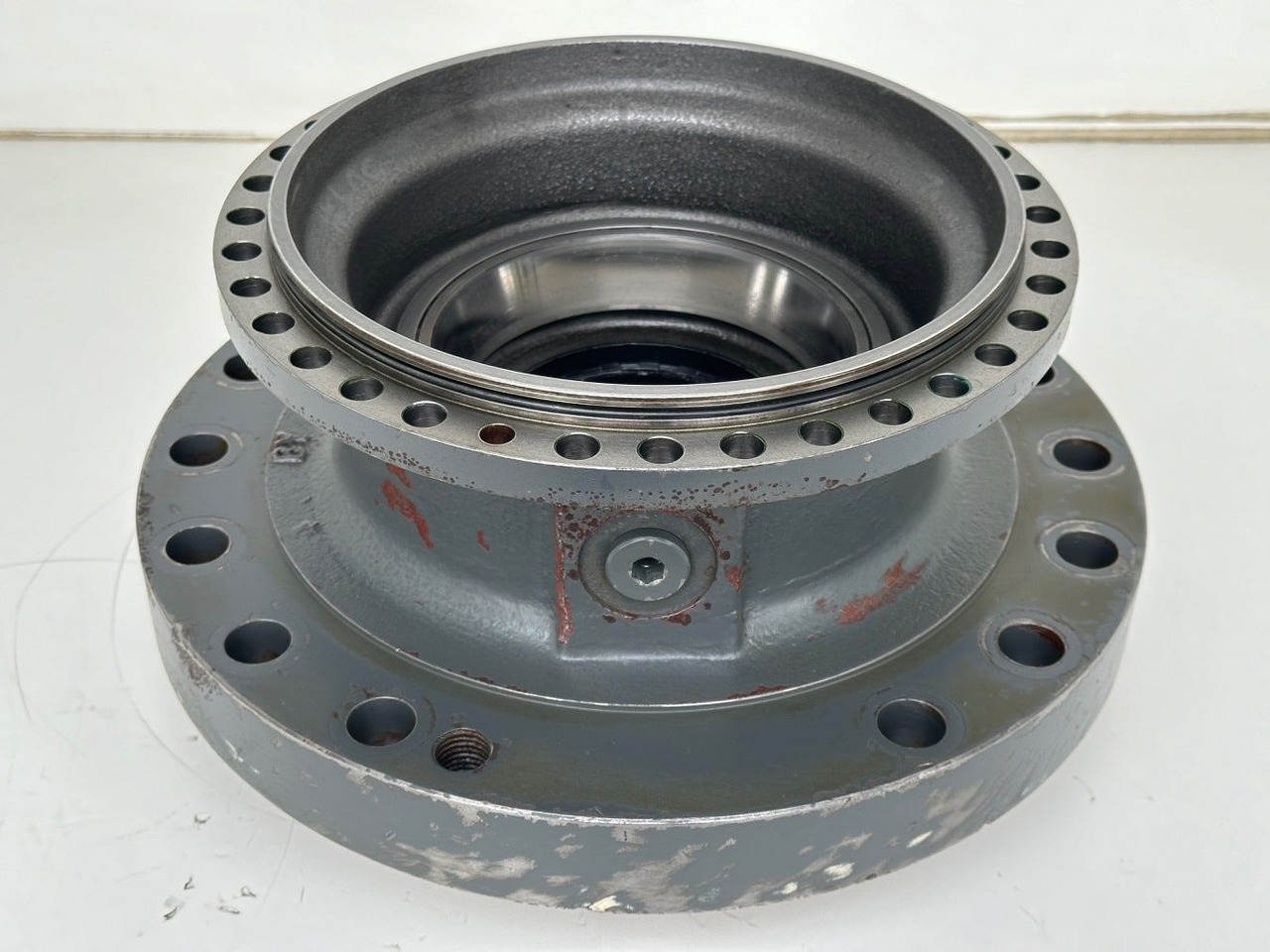 Liebherr Abtriebswellengehäuse ID-Nr.90018934. A924 HL, A924, LH30 C, LH30 M, LH35 M, LH35 MT, R922. #ABTR.GEH.0767#0764# - Motor okretanja za Građevinski strojevi: slika Liebherr Abtriebswellengehäuse ID-Nr.90018934. A924 HL, A924, LH30 C, LH30 M, LH35 M, LH35 MT, R922. #ABTR.GEH.0767#0764# - Motor okretanja za Građevinski strojevi Liebherr Abtriebswellengehäuse ID-Nr.90018934. A924 HL, A924, LH30 C, LH30 M, LH35 M, LH35 MT, R922. #ABTR.GEH.0767#0764# - Motor okretanja za Građevinski strojevi: slika Liebherr Abtriebswellengehäuse ID-Nr.90018934. A924 HL, A924, LH30 C, LH30 M, LH35 M, LH35 MT, R922. #ABTR.GEH.0767#0764# - Motor okretanja za Građevinski strojevi