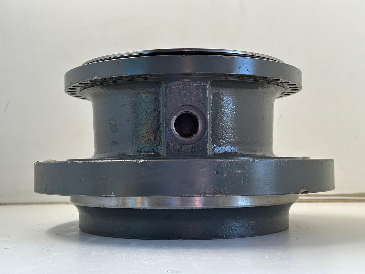 Liebherr Abtriebswellengehäuse ID-Nr.90208566 inkl. beiden Kegelrollenlager ID-Nr.10030908 - ID-Nr.761001903. LH40, LH50, R926, R928, R930. #90208566.1903# - Mjenjač i dijelovi za Građevinski strojevi: slika Liebherr Abtriebswellengehäuse ID-Nr.90208566 inkl. beiden Kegelrollenlager ID-Nr.10030908 - ID-Nr.761001903. LH40, LH50, R926, R928, R930. #90208566.1903# - Mjenjač i dijelovi za Građevinski strojevi Liebherr Abtriebswellengehäuse ID-Nr.90208566 inkl. beiden Kegelrollenlager ID-Nr.10030908 - ID-Nr.761001903. LH40, LH50, R926, R928, R930. #90208566.1903# - Mjenjač i dijelovi za Građevinski strojevi: slika Liebherr Abtriebswellengehäuse ID-Nr.90208566 inkl. beiden Kegelrollenlager ID-Nr.10030908 - ID-Nr.761001903. LH40, LH50, R926, R928, R930. #90208566.1903# - Mjenjač i dijelovi za Građevinski strojevi