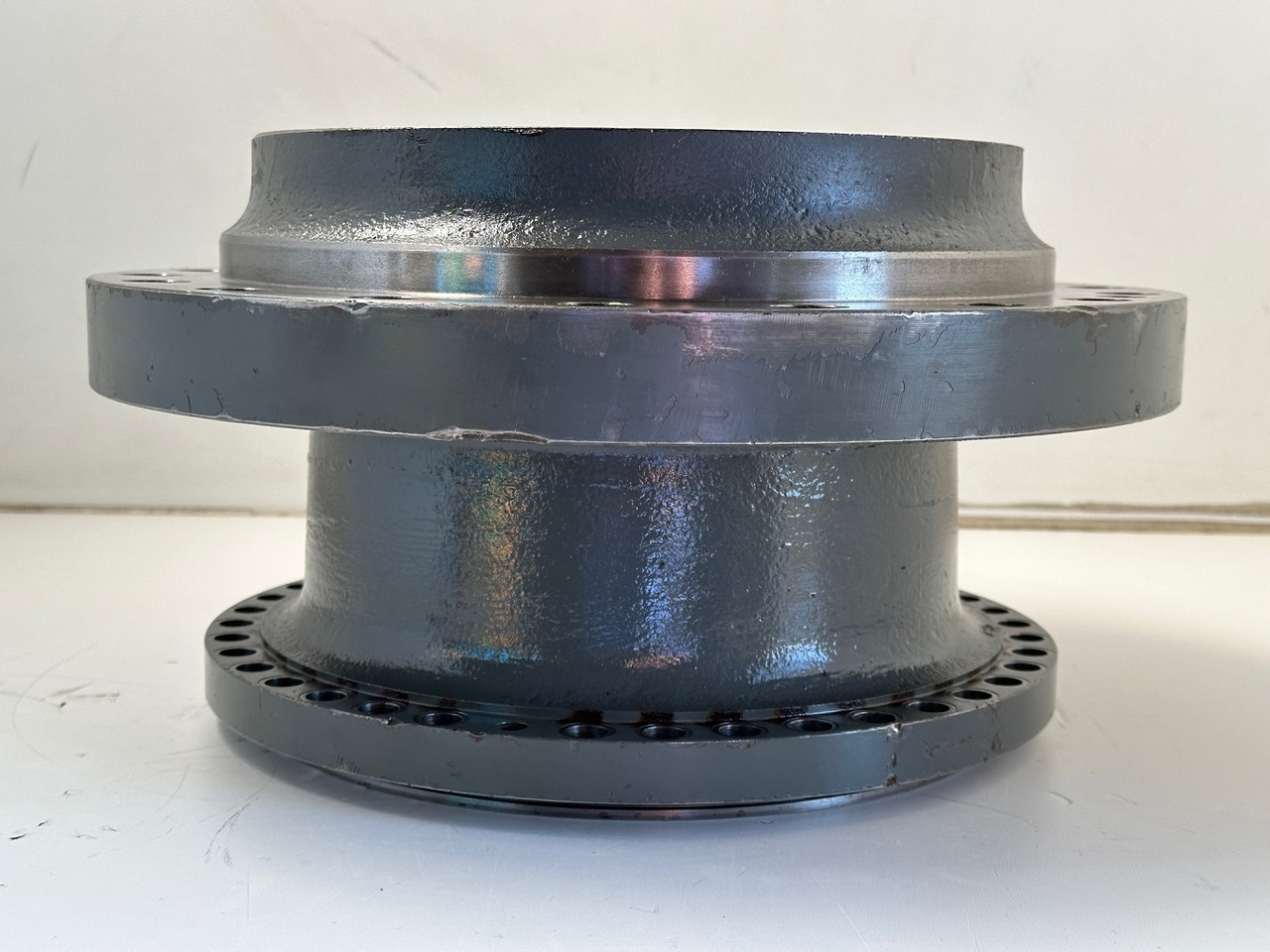 Liebherr Abtriebswellengehäuse ID-Nr.90208566 inkl. beiden Kegelrollenlager ID-Nr.10030908 - ID-Nr.761001903. LH40, LH50, R926, R928, R930. #90208566.1903# - Mjenjač i dijelovi za Građevinski strojevi: slika Liebherr Abtriebswellengehäuse ID-Nr.90208566 inkl. beiden Kegelrollenlager ID-Nr.10030908 - ID-Nr.761001903. LH40, LH50, R926, R928, R930. #90208566.1903# - Mjenjač i dijelovi za Građevinski strojevi Liebherr Abtriebswellengehäuse ID-Nr.90208566 inkl. beiden Kegelrollenlager ID-Nr.10030908 - ID-Nr.761001903. LH40, LH50, R926, R928, R930. #90208566.1903# - Mjenjač i dijelovi za Građevinski strojevi: slika Liebherr Abtriebswellengehäuse ID-Nr.90208566 inkl. beiden Kegelrollenlager ID-Nr.10030908 - ID-Nr.761001903. LH40, LH50, R926, R928, R930. #90208566.1903# - Mjenjač i dijelovi za Građevinski strojevi