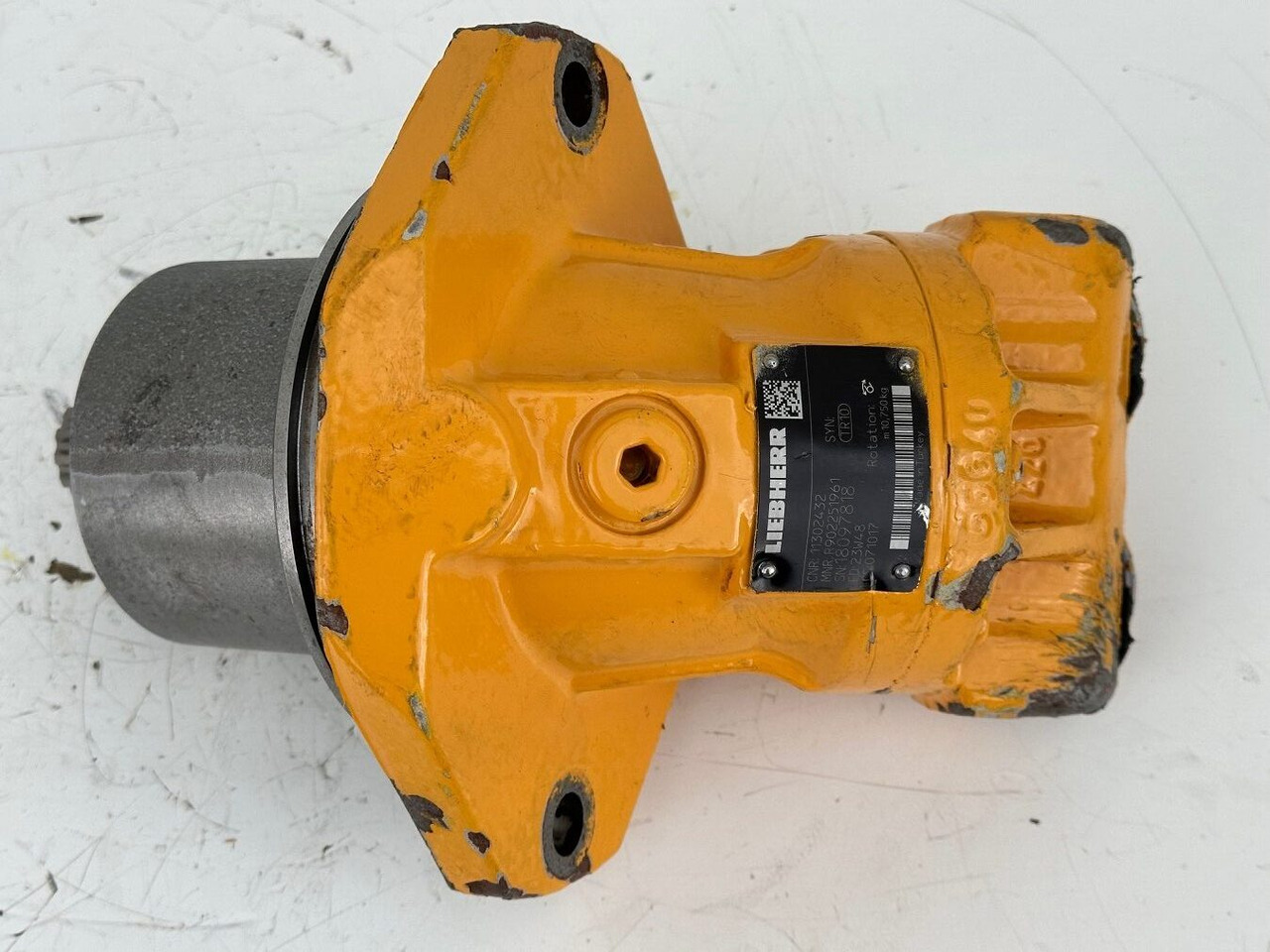 Liebherr CNR:11302432- Hydromatik Rexroth Axialkolben-Konstantmotor Typ:A2FE23/61W-PAL100-S. #18097818# - Hidraulični motor za Građevinski strojevi: slika Liebherr CNR:11302432- Hydromatik Rexroth Axialkolben-Konstantmotor Typ:A2FE23/61W-PAL100-S. #18097818# - Hidraulični motor za Građevinski strojevi Liebherr CNR:11302432- Hydromatik Rexroth Axialkolben-Konstantmotor Typ:A2FE23/61W-PAL100-S. #18097818# - Hidraulični motor za Građevinski strojevi: slika Liebherr CNR:11302432- Hydromatik Rexroth Axialkolben-Konstantmotor Typ:A2FE23/61W-PAL100-S. #18097818# - Hidraulični motor za Građevinski strojevi