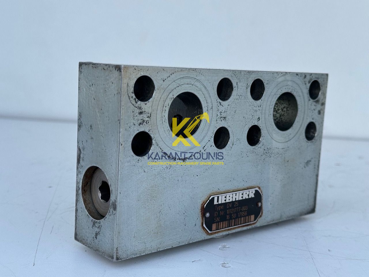 Liebherr Dämpfungsventil ID-Nr.10121777. P924 COMP, P926, R926, R916, R922, R924 COMP, R924, R926 COMP, R926, R930, R936, R946, R950 T, R960 T. #10121777.43199# - Motor okretanja za Građevinski strojevi: slika Liebherr Dämpfungsventil ID-Nr.10121777. P924 COMP, P926, R926, R916, R922, R924 COMP, R924, R926 COMP, R926, R930, R936, R946, R950 T, R960 T. #10121777.43199# - Motor okretanja za Građevinski strojevi Liebherr Dämpfungsventil ID-Nr.10121777. P924 COMP, P926, R926, R916, R922, R924 COMP, R924, R926 COMP, R926, R930, R936, R946, R950 T, R960 T. #10121777.43199# - Motor okretanja za Građevinski strojevi: slika Liebherr Dämpfungsventil ID-Nr.10121777. P924 COMP, P926, R926, R916, R922, R924 COMP, R924, R926 COMP, R926, R930, R936, R946, R950 T, R960 T. #10121777.43199# - Motor okretanja za Građevinski strojevi