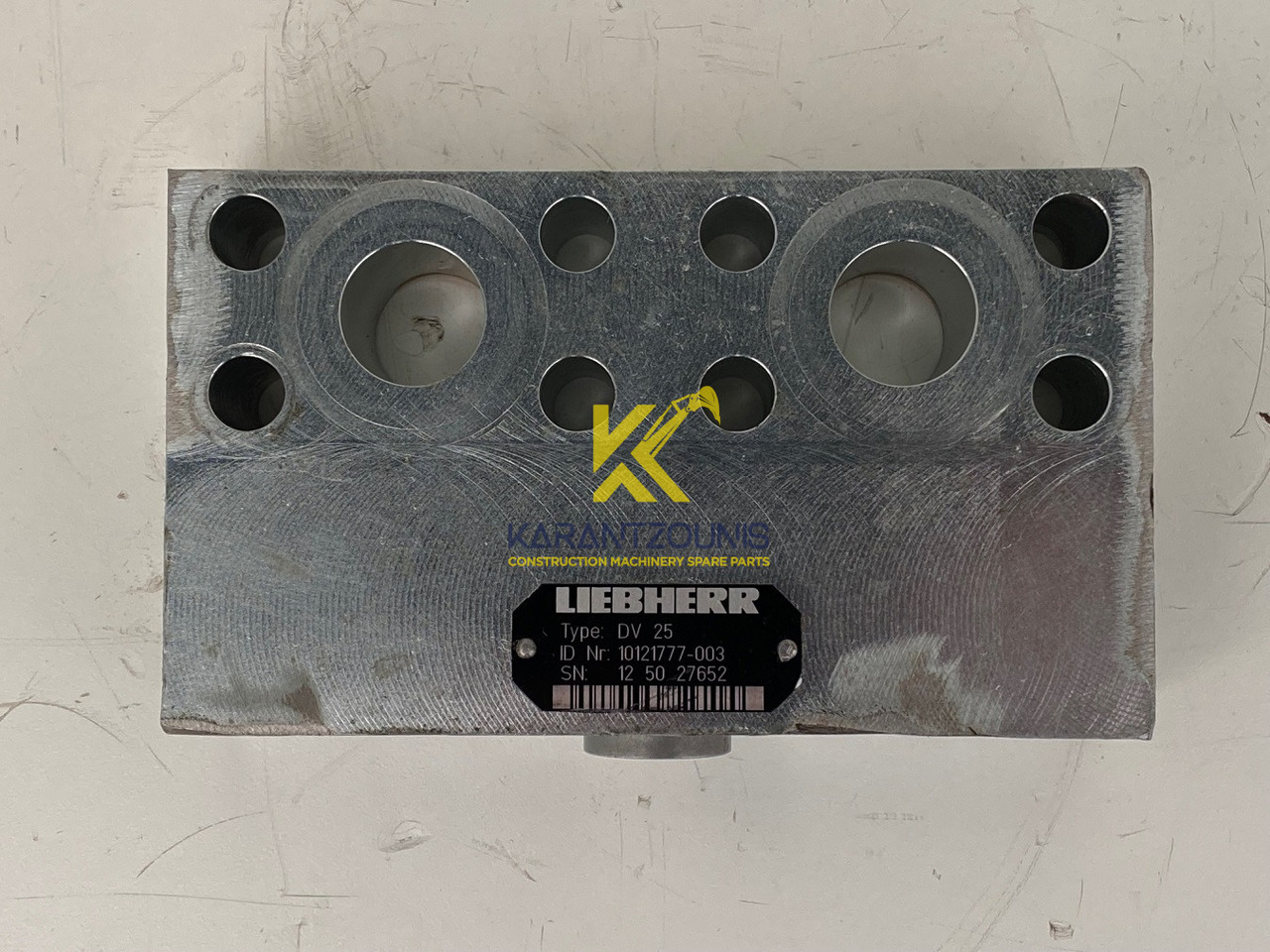 Liebherr Dämpfungsventil ID-Nr.10121777. P924 COMP, P926, R926, R916, R922, R924 COMP, R924, R926 COMP, R926, R930, R936, R946, R950 T, R960 T. #DÄ27652# - Motor okretanja za Bager: slika Liebherr Dämpfungsventil ID-Nr.10121777. P924 COMP, P926, R926, R916, R922, R924 COMP, R924, R926 COMP, R926, R930, R936, R946, R950 T, R960 T. #DÄ27652# - Motor okretanja za Bager Liebherr Dämpfungsventil ID-Nr.10121777. P924 COMP, P926, R926, R916, R922, R924 COMP, R924, R926 COMP, R926, R930, R936, R946, R950 T, R960 T. #DÄ27652# - Motor okretanja za Bager: slika Liebherr Dämpfungsventil ID-Nr.10121777. P924 COMP, P926, R926, R916, R922, R924 COMP, R924, R926 COMP, R926, R930, R936, R946, R950 T, R960 T. #DÄ27652# - Motor okretanja za Bager