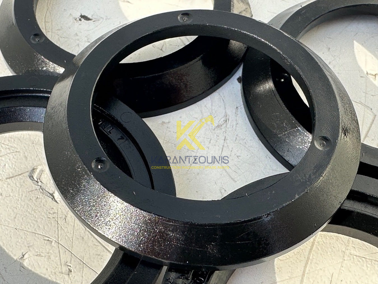 Liebherr Distanzscheibe ID-Nr.90205841. FAT350P126 - FAT350P138. R920 - R922 - R924 - R925 - R926 - R930 T. #90205841.11.11# - Mjenjač za Građevinski strojevi: slika Liebherr Distanzscheibe ID-Nr.90205841. FAT350P126 - FAT350P138. R920 - R922 - R924 - R925 - R926 - R930 T. #90205841.11.11# - Mjenjač za Građevinski strojevi Liebherr Distanzscheibe ID-Nr.90205841. FAT350P126 - FAT350P138. R920 - R922 - R924 - R925 - R926 - R930 T. #90205841.11.11# - Mjenjač za Građevinski strojevi: slika Liebherr Distanzscheibe ID-Nr.90205841. FAT350P126 - FAT350P138. R920 - R922 - R924 - R925 - R926 - R930 T. #90205841.11.11# - Mjenjač za Građevinski strojevi