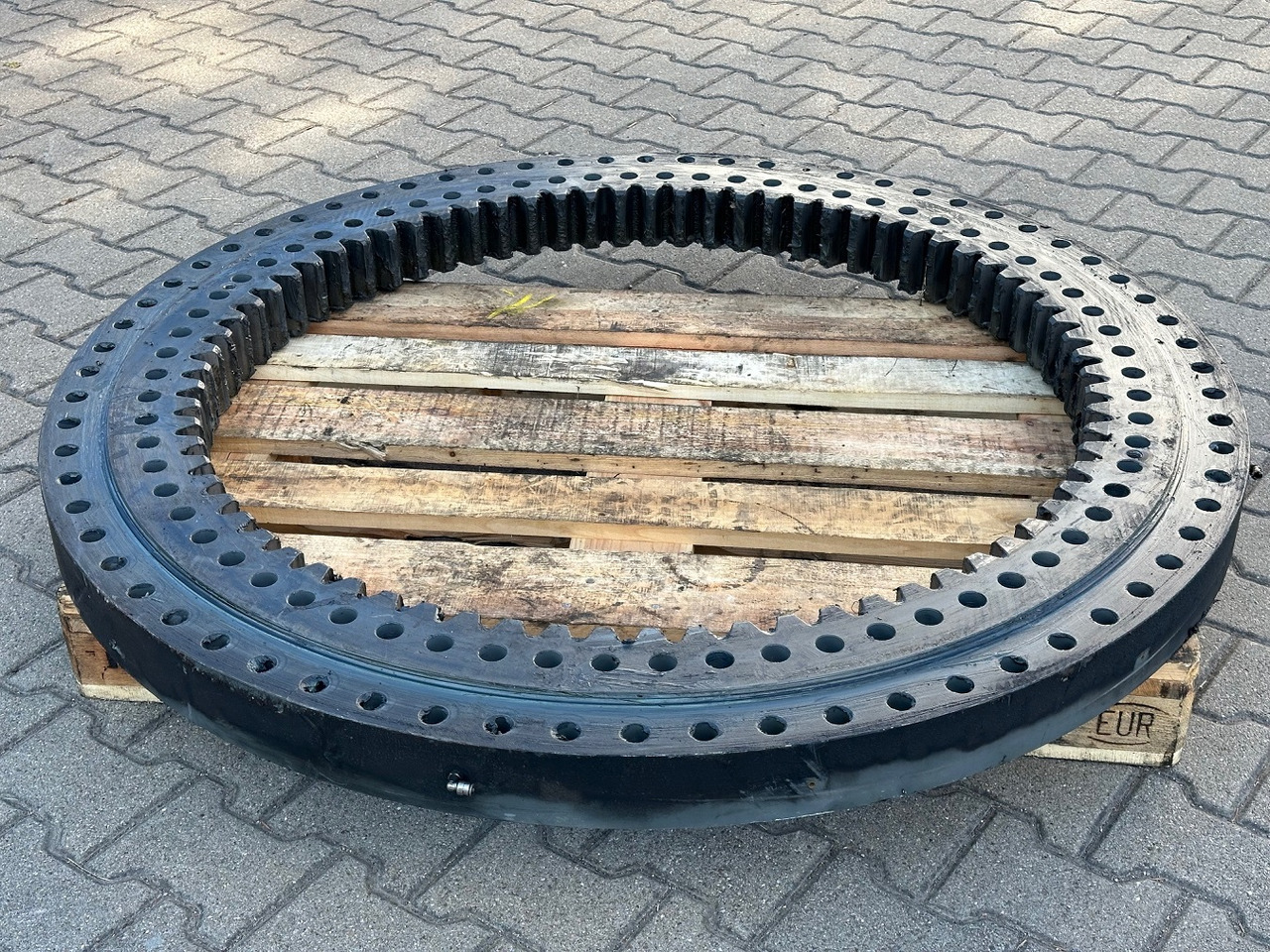 Liebherr Drehkranz - Kugeldrehverbindung Typ:KUD120 VJ 001. ID-Nr.969077501. MK 88, MK88 Plus. #969077501.10178# - Okretni prsten za Autodizalica: slika Liebherr Drehkranz - Kugeldrehverbindung Typ:KUD120 VJ 001. ID-Nr.969077501. MK 88, MK88 Plus. #969077501.10178# - Okretni prsten za Autodizalica Liebherr Drehkranz - Kugeldrehverbindung Typ:KUD120 VJ 001. ID-Nr.969077501. MK 88, MK88 Plus. #969077501.10178# - Okretni prsten za Autodizalica: slika Liebherr Drehkranz - Kugeldrehverbindung Typ:KUD120 VJ 001. ID-Nr.969077501. MK 88, MK88 Plus. #969077501.10178# - Okretni prsten za Autodizalica