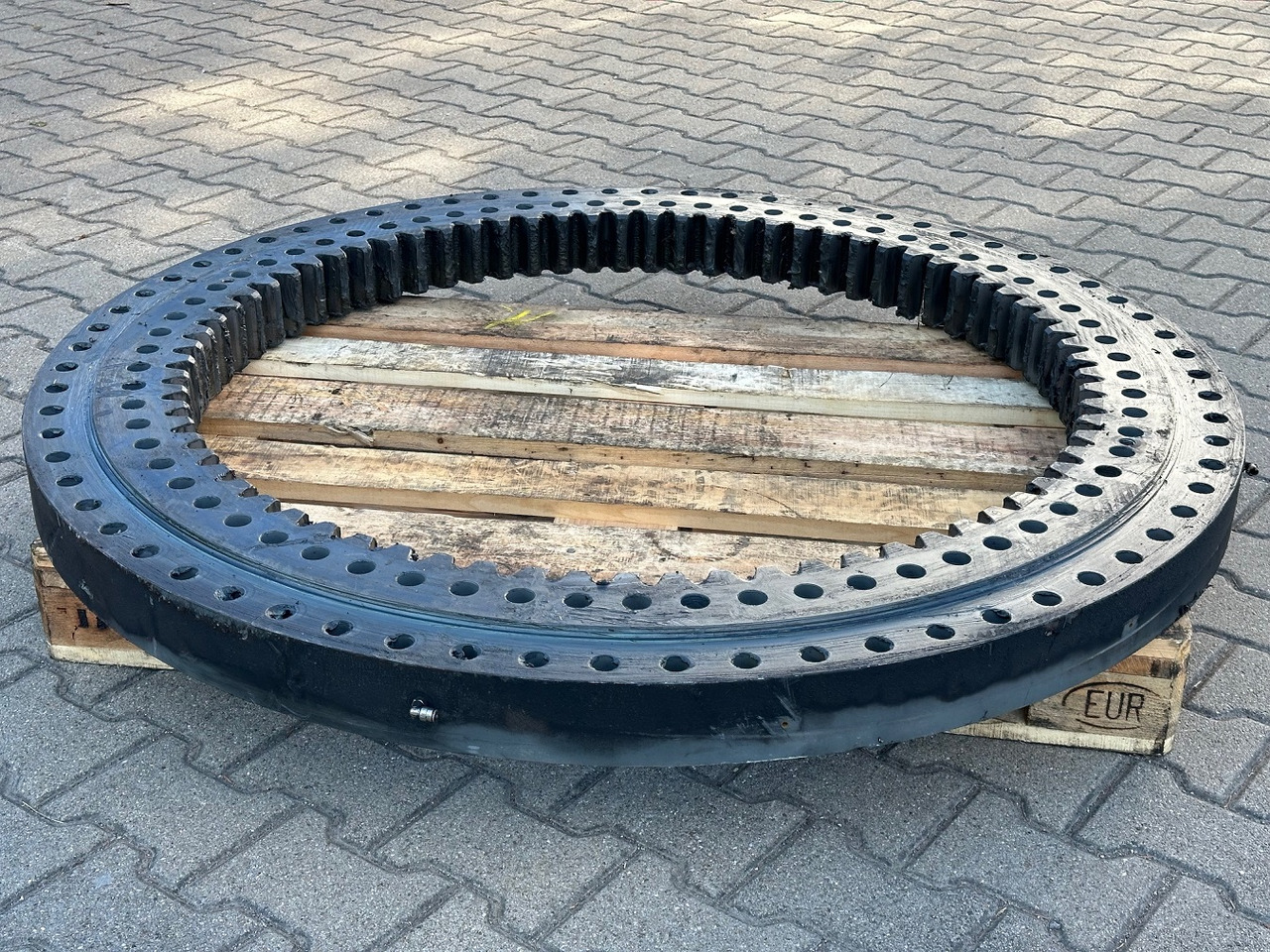Liebherr Drehkranz - Kugeldrehverbindung Typ:KUD120 VJ 001. ID-Nr.969077501. MK 88, MK88 Plus. #969077501.10178# - Okretni prsten za Autodizalica: slika Liebherr Drehkranz - Kugeldrehverbindung Typ:KUD120 VJ 001. ID-Nr.969077501. MK 88, MK88 Plus. #969077501.10178# - Okretni prsten za Autodizalica Liebherr Drehkranz - Kugeldrehverbindung Typ:KUD120 VJ 001. ID-Nr.969077501. MK 88, MK88 Plus. #969077501.10178# - Okretni prsten za Autodizalica: slika Liebherr Drehkranz - Kugeldrehverbindung Typ:KUD120 VJ 001. ID-Nr.969077501. MK 88, MK88 Plus. #969077501.10178# - Okretni prsten za Autodizalica