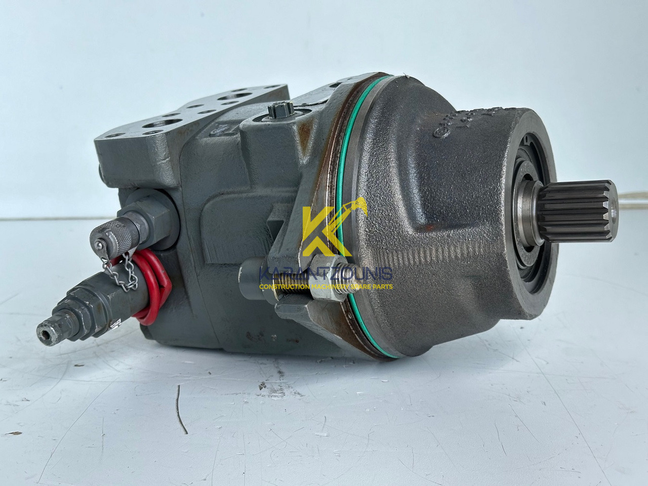 Liebherr Hydraulikeinbaumotor Typ:FMF058, ID-Nr.10122576 - ID-Nr.10145827 - ID-Nr.11371069. LOS1906, P924 COMP , R906, R906 PROTO, R916, R922, R924, R924 COMP, R926 COMP, R926 K LC. #39780# - Hidraulični motor za Bager: slika Liebherr Hydraulikeinbaumotor Typ:FMF058, ID-Nr.10122576 - ID-Nr.10145827 - ID-Nr.11371069. LOS1906, P924 COMP , R906, R906 PROTO, R916, R922, R924, R924 COMP, R926 COMP, R926 K LC. #39780# - Hidraulični motor za Bager Liebherr Hydraulikeinbaumotor Typ:FMF058, ID-Nr.10122576 - ID-Nr.10145827 - ID-Nr.11371069. LOS1906, P924 COMP , R906, R906 PROTO, R916, R922, R924, R924 COMP, R926 COMP, R926 K LC. #39780# - Hidraulični motor za Bager: slika Liebherr Hydraulikeinbaumotor Typ:FMF058, ID-Nr.10122576 - ID-Nr.10145827 - ID-Nr.11371069. LOS1906, P924 COMP , R906, R906 PROTO, R916, R922, R924, R924 COMP, R926 COMP, R926 K LC. #39780# - Hidraulični motor za Bager