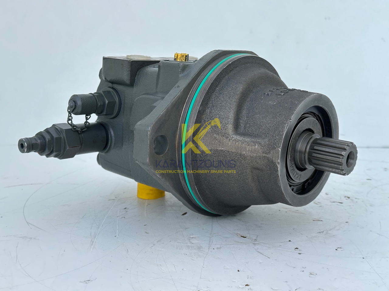 Liebherr Original Hydraulikeinbaumotor Typ:FMF045. ID-Nr.12464216. R914 RAIL, R914 COMP, R914 K-S, R914 K-STD, R918, R918LC, R918NLC, R918 XLC, R920 K-LC, R920 K-NLC. #12464216.25879# - Motor okretanja za Građevinski strojevi: slika Liebherr Original Hydraulikeinbaumotor Typ:FMF045. ID-Nr.12464216. R914 RAIL, R914 COMP, R914 K-S, R914 K-STD, R918, R918LC, R918NLC, R918 XLC, R920 K-LC, R920 K-NLC. #12464216.25879# - Motor okretanja za Građevinski strojevi Liebherr Original Hydraulikeinbaumotor Typ:FMF045. ID-Nr.12464216. R914 RAIL, R914 COMP, R914 K-S, R914 K-STD, R918, R918LC, R918NLC, R918 XLC, R920 K-LC, R920 K-NLC. #12464216.25879# - Motor okretanja za Građevinski strojevi: slika Liebherr Original Hydraulikeinbaumotor Typ:FMF045. ID-Nr.12464216. R914 RAIL, R914 COMP, R914 K-S, R914 K-STD, R918, R918LC, R918NLC, R918 XLC, R920 K-LC, R920 K-NLC. #12464216.25879# - Motor okretanja za Građevinski strojevi