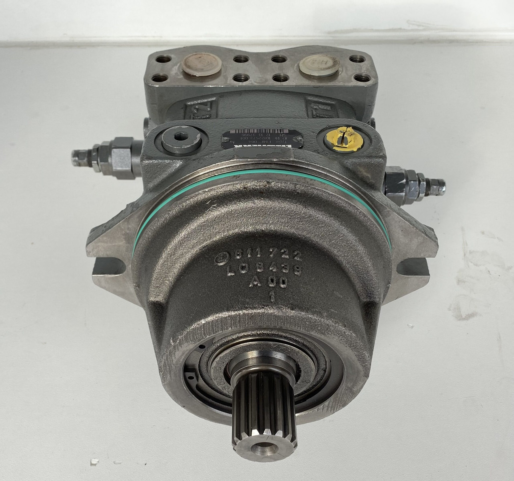 Liebherr Original Hydraulikeinbaumotor Typ: FMF064, ID-Nr.10122573 - ID-Nr.11353744 - ID-Nr.11371736. P924,P926,R906,R916,R914,COMP,R926,R950T. #HY.37996# - Motor okretanja za Građevinski strojevi: slika Liebherr Original Hydraulikeinbaumotor Typ: FMF064, ID-Nr.10122573 - ID-Nr.11353744 - ID-Nr.11371736. P924,P926,R906,R916,R914,COMP,R926,R950T. #HY.37996# - Motor okretanja za Građevinski strojevi Liebherr Original Hydraulikeinbaumotor Typ: FMF064, ID-Nr.10122573 - ID-Nr.11353744 - ID-Nr.11371736. P924,P926,R906,R916,R914,COMP,R926,R950T. #HY.37996# - Motor okretanja za Građevinski strojevi: slika Liebherr Original Hydraulikeinbaumotor Typ: FMF064, ID-Nr.10122573 - ID-Nr.11353744 - ID-Nr.11371736. P924,P926,R906,R916,R914,COMP,R926,R950T. #HY.37996# - Motor okretanja za Građevinski strojevi