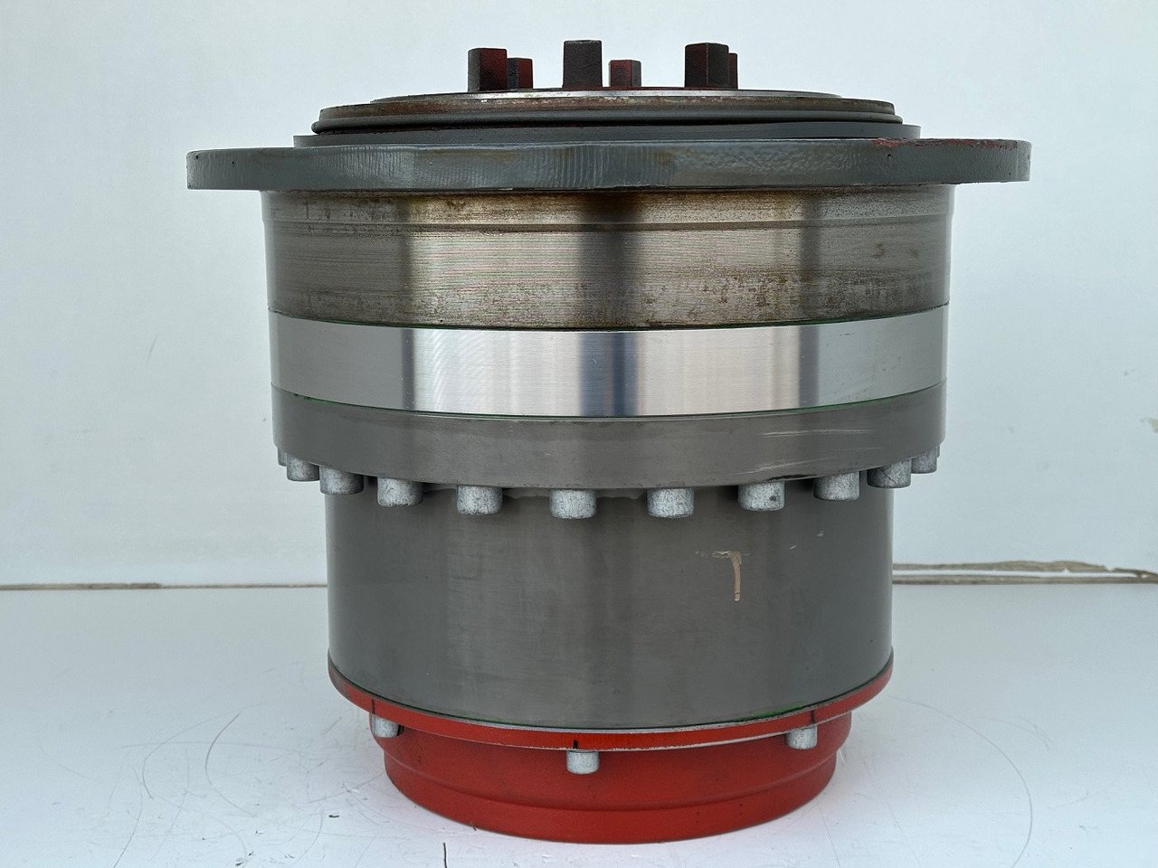 Liebherr Planeteneinschubgetriebe ID-Nr.90026324. 195HC-LH6/12, LH250EC-B, LH270EC-B, LH285EB-B, LH340EC-B, LH380EC-B. #90026324.159-0372# - Mjenjač i dijelovi za Drugi strojevi: slika Liebherr Planeteneinschubgetriebe ID-Nr.90026324. 195HC-LH6/12, LH250EC-B, LH270EC-B, LH285EB-B, LH340EC-B, LH380EC-B. #90026324.159-0372# - Mjenjač i dijelovi za Drugi strojevi Liebherr Planeteneinschubgetriebe ID-Nr.90026324. 195HC-LH6/12, LH250EC-B, LH270EC-B, LH285EB-B, LH340EC-B, LH380EC-B. #90026324.159-0372# - Mjenjač i dijelovi za Drugi strojevi: slika Liebherr Planeteneinschubgetriebe ID-Nr.90026324. 195HC-LH6/12, LH250EC-B, LH270EC-B, LH285EB-B, LH340EC-B, LH380EC-B. #90026324.159-0372# - Mjenjač i dijelovi za Drugi strojevi