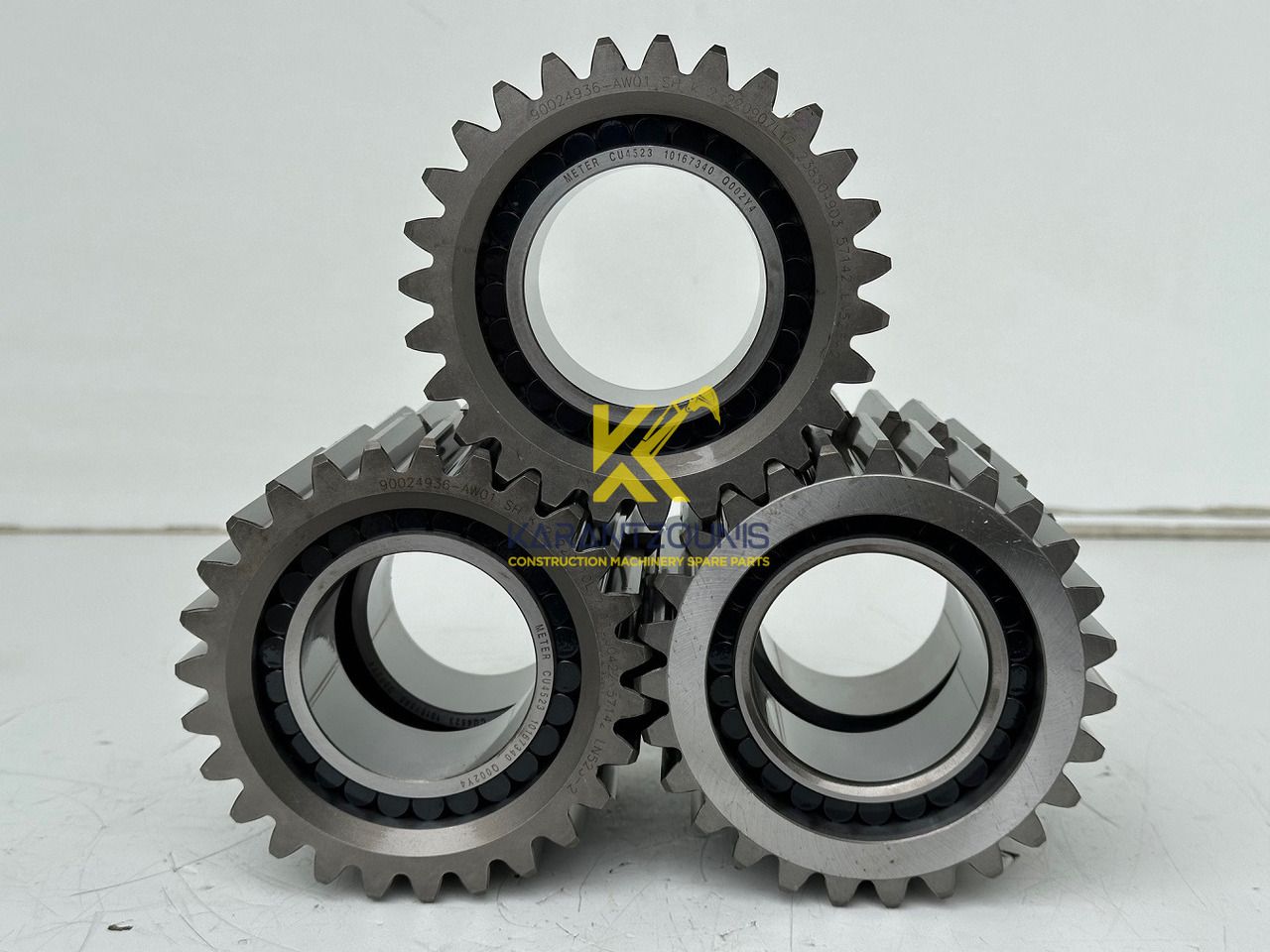Liebherr Planetenrad ID-Nr.90024935. FAT400P112 - FAT400P130 - FAT400P139. R926, R928, R930, R934, R936, R938, R940, R944, R946, R950 T. #90024935.20.01# - Reduktor pogona za Građevinski strojevi: slika Liebherr Planetenrad ID-Nr.90024935. FAT400P112 - FAT400P130 - FAT400P139. R926, R928, R930, R934, R936, R938, R940, R944, R946, R950 T. #90024935.20.01# - Reduktor pogona za Građevinski strojevi Liebherr Planetenrad ID-Nr.90024935. FAT400P112 - FAT400P130 - FAT400P139. R926, R928, R930, R934, R936, R938, R940, R944, R946, R950 T. #90024935.20.01# - Reduktor pogona za Građevinski strojevi: slika Liebherr Planetenrad ID-Nr.90024935. FAT400P112 - FAT400P130 - FAT400P139. R926, R928, R930, R934, R936, R938, R940, R944, R946, R950 T. #90024935.20.01# - Reduktor pogona za Građevinski strojevi