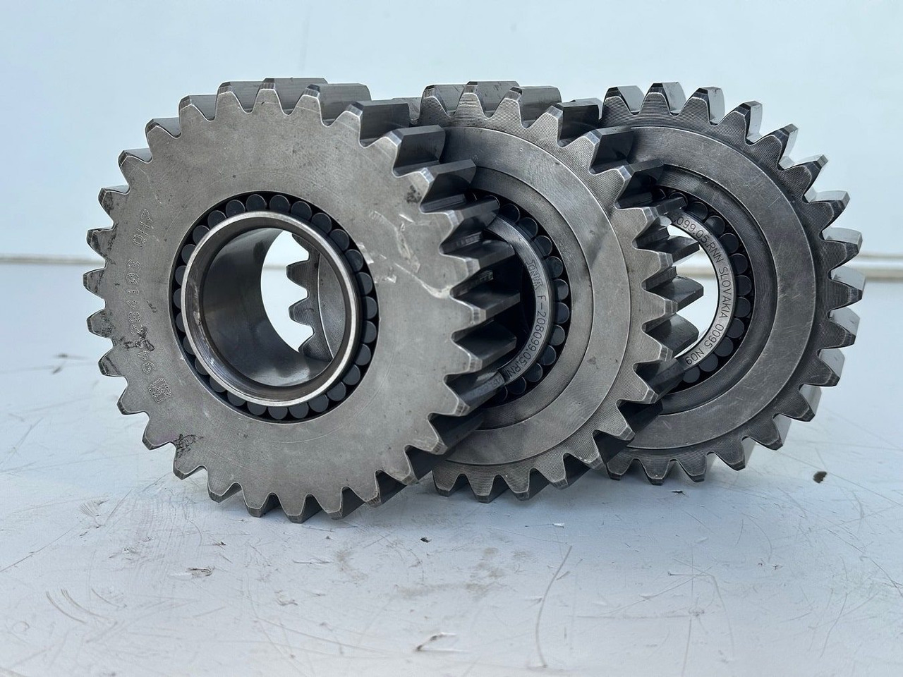 Liebherr Planetenrad ID-Nr.9442840 - ID-Nr.944284003. FAT350 - FAT350P022 - FAT350P059 - FAT350P062 - FAT350P068 - FAT350P079. LH22C, R313, R317, R900, R902, R904, R912, R914, R922, R924, R924 COMP - Reduktor pogona za Građevinski strojevi: slika Liebherr Planetenrad ID-Nr.9442840 - ID-Nr.944284003. FAT350 - FAT350P022 - FAT350P059 - FAT350P062 - FAT350P068 - FAT350P079. LH22C, R313, R317, R900, R902, R904, R912, R914, R922, R924, R924 COMP - Reduktor pogona za Građevinski strojevi Liebherr Planetenrad ID-Nr.9442840 - ID-Nr.944284003. FAT350 - FAT350P022 - FAT350P059 - FAT350P062 - FAT350P068 - FAT350P079. LH22C, R313, R317, R900, R902, R904, R912, R914, R922, R924, R924 COMP - Reduktor pogona za Građevinski strojevi: slika Liebherr Planetenrad ID-Nr.9442840 - ID-Nr.944284003. FAT350 - FAT350P022 - FAT350P059 - FAT350P062 - FAT350P068 - FAT350P079. LH22C, R313, R317, R900, R902, R904, R912, R914, R922, R924, R924 COMP - Reduktor pogona za Građevinski strojevi