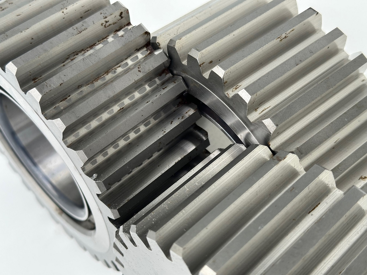 Liebherr Planetenrad ID-Nr.9443844 - ID-Nr.944384403. FAT450 - FAT450P004. LH60, LH80, ER944, LOS944, LOS954, R944, R954. #944384503.15.11# - Reduktor pogona za Građevinski strojevi: slika Liebherr Planetenrad ID-Nr.9443844 - ID-Nr.944384403. FAT450 - FAT450P004. LH60, LH80, ER944, LOS944, LOS954, R944, R954. #944384503.15.11# - Reduktor pogona za Građevinski strojevi Liebherr Planetenrad ID-Nr.9443844 - ID-Nr.944384403. FAT450 - FAT450P004. LH60, LH80, ER944, LOS944, LOS954, R944, R954. #944384503.15.11# - Reduktor pogona za Građevinski strojevi: slika Liebherr Planetenrad ID-Nr.9443844 - ID-Nr.944384403. FAT450 - FAT450P004. LH60, LH80, ER944, LOS944, LOS954, R944, R954. #944384503.15.11# - Reduktor pogona za Građevinski strojevi