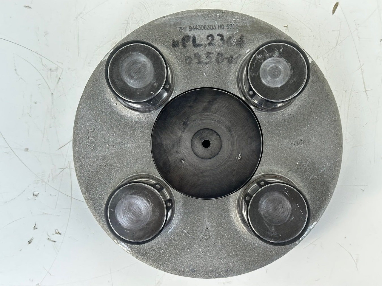 Liebherr Planetenträger ID-Nr.944306303 - ID-Nr.9443063. A924, A934, LH30, LH35, R906, R916, R922, R924, R926, R932, R934, R944. #PLANT2366-0250# - Motor okretanja za Građevinski strojevi: slika Liebherr Planetenträger ID-Nr.944306303 - ID-Nr.9443063. A924, A934, LH30, LH35, R906, R916, R922, R924, R926, R932, R934, R944. #PLANT2366-0250# - Motor okretanja za Građevinski strojevi Liebherr Planetenträger ID-Nr.944306303 - ID-Nr.9443063. A924, A934, LH30, LH35, R906, R916, R922, R924, R926, R932, R934, R944. #PLANT2366-0250# - Motor okretanja za Građevinski strojevi: slika Liebherr Planetenträger ID-Nr.944306303 - ID-Nr.9443063. A924, A934, LH30, LH35, R906, R916, R922, R924, R926, R932, R934, R944. #PLANT2366-0250# - Motor okretanja za Građevinski strojevi