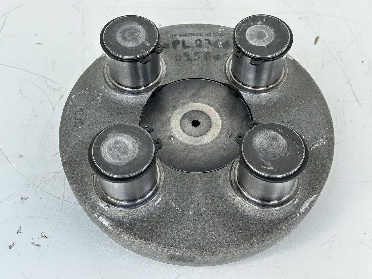 Liebherr Planetenträger ID-Nr.944306303 - ID-Nr.9443063. A924, A934, LH30, LH35, R906, R916, R922, R924, R926, R932, R934, R944. #PLANT2366-0250# - Motor okretanja za Građevinski strojevi: slika Liebherr Planetenträger ID-Nr.944306303 - ID-Nr.9443063. A924, A934, LH30, LH35, R906, R916, R922, R924, R926, R932, R934, R944. #PLANT2366-0250# - Motor okretanja za Građevinski strojevi Liebherr Planetenträger ID-Nr.944306303 - ID-Nr.9443063. A924, A934, LH30, LH35, R906, R916, R922, R924, R926, R932, R934, R944. #PLANT2366-0250# - Motor okretanja za Građevinski strojevi: slika Liebherr Planetenträger ID-Nr.944306303 - ID-Nr.9443063. A924, A934, LH30, LH35, R906, R916, R922, R924, R926, R932, R934, R944. #PLANT2366-0250# - Motor okretanja za Građevinski strojevi