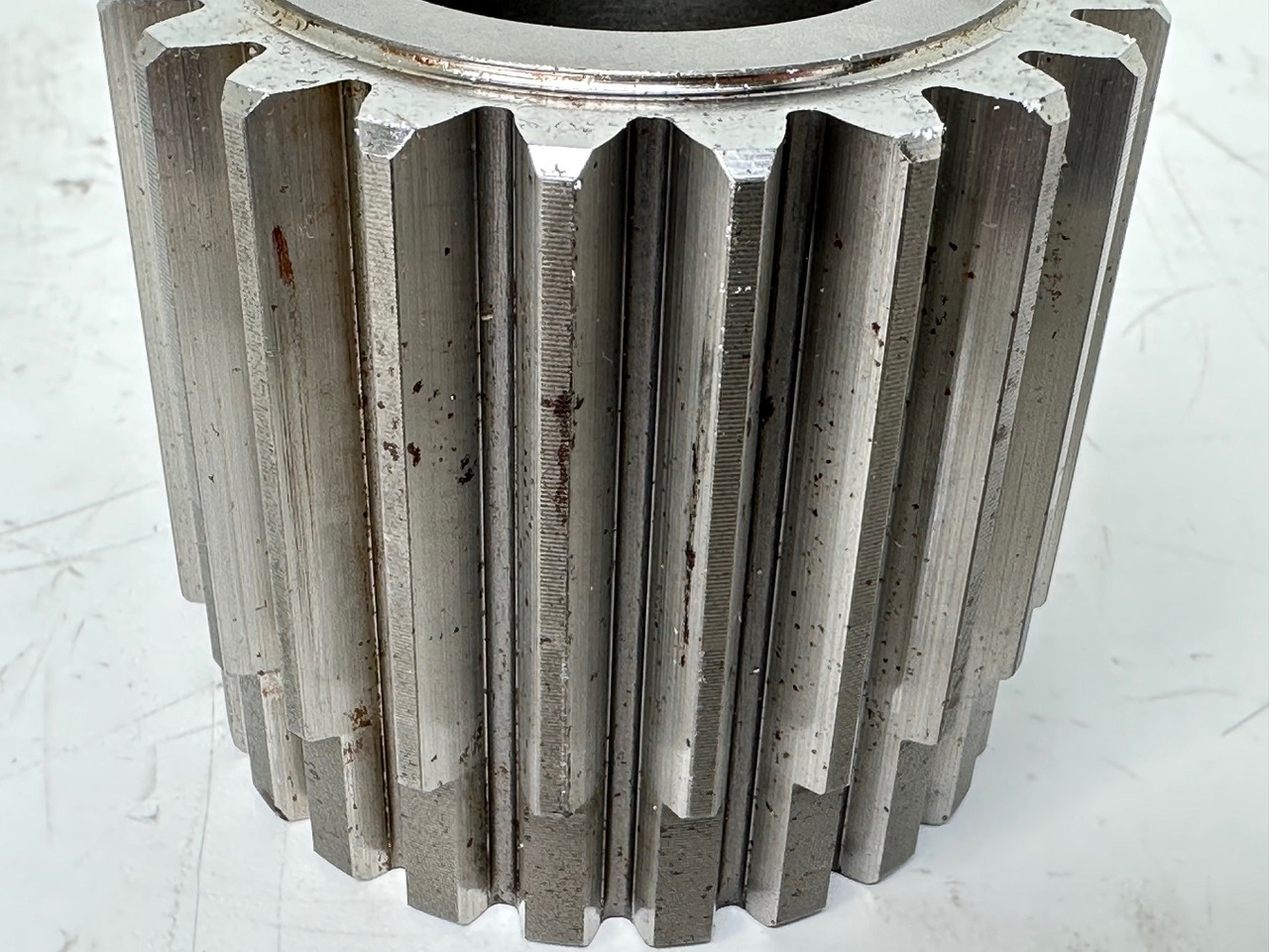 Liebherr Sonnenrad ID-Nr.9442837. FAT350 - FAT350P022 - FAT350P032 - FAT350P059 - FAT350P062 - FAT350P068 - FAT350P079. LH22, LOS103, ER912, LOS914, LOS924 COMP, R313, R317, R900, R902, R904, R912, - Mjenjač za Bager gusjeničar: slika Liebherr Sonnenrad ID-Nr.9442837. FAT350 - FAT350P022 - FAT350P032 - FAT350P059 - FAT350P062 - FAT350P068 - FAT350P079. LH22, LOS103, ER912, LOS914, LOS924 COMP, R313, R317, R900, R902, R904, R912, - Mjenjač za Bager gusjeničar Liebherr Sonnenrad ID-Nr.9442837. FAT350 - FAT350P022 - FAT350P032 - FAT350P059 - FAT350P062 - FAT350P068 - FAT350P079. LH22, LOS103, ER912, LOS914, LOS924 COMP, R313, R317, R900, R902, R904, R912, - Mjenjač za Bager gusjeničar: slika Liebherr Sonnenrad ID-Nr.9442837. FAT350 - FAT350P022 - FAT350P032 - FAT350P059 - FAT350P062 - FAT350P068 - FAT350P079. LH22, LOS103, ER912, LOS914, LOS924 COMP, R313, R317, R900, R902, R904, R912, - Mjenjač za Bager gusjeničar