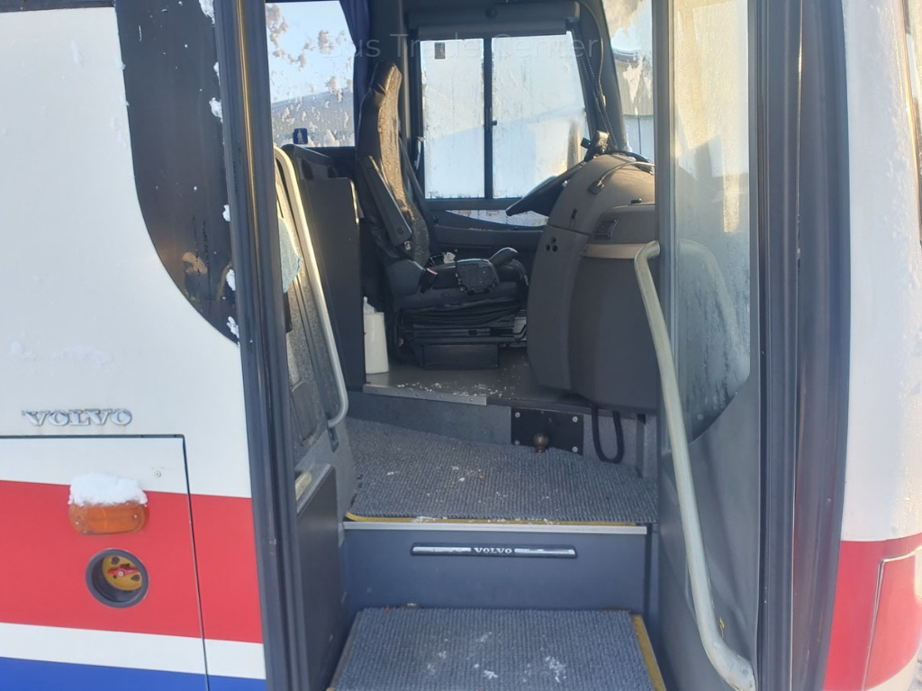 VOLVO 9700S NL B12M - Prigradski autobus: slika VOLVO 9700S NL B12M - Prigradski autobus VOLVO 9700S NL B12M - Prigradski autobus: slika VOLVO 9700S NL B12M - Prigradski autobus