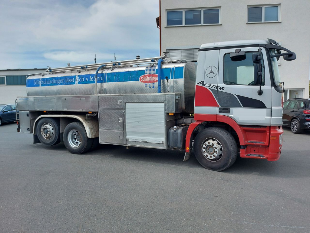 Kamion cisterna Mercedes Benz 2536 Actros (6x2)  Schwarte Jumbo Max mit Ebner Smart - (Nr. 5158): slika Kamion cisterna Mercedes Benz 2536 Actros (6x2)  Schwarte Jumbo Max mit Ebner Smart - (Nr. 5158)