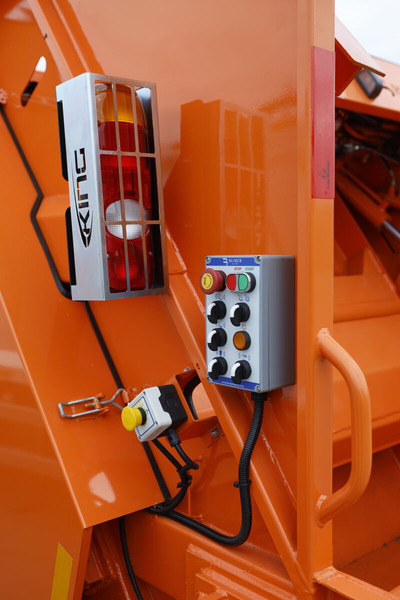 Mitsubishi Fuso 9C18 - Kamion za odvoz smeća: slika Mitsubishi Fuso 9C18 - Kamion za odvoz smeća Mitsubishi Fuso 9C18 - Kamion za odvoz smeća: slika Mitsubishi Fuso 9C18 - Kamion za odvoz smeća