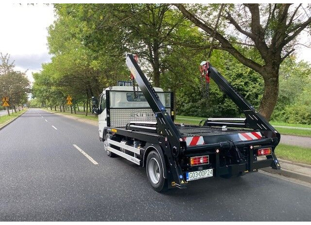 Mitsubishi Fuso 9C18 bramowiec BR6 - Utovarivač s proklizavajućim upravljanjem: slika Mitsubishi Fuso 9C18 bramowiec BR6 - Utovarivač s proklizavajućim upravljanjem Mitsubishi Fuso 9C18 bramowiec BR6 - Utovarivač s proklizavajućim upravljanjem: slika Mitsubishi Fuso 9C18 bramowiec BR6 - Utovarivač s proklizavajućim upravljanjem