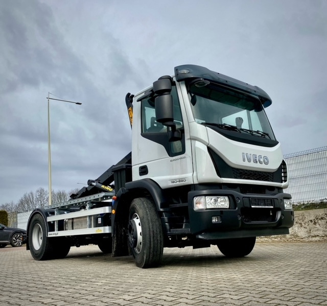 IVECO Eurocargo + hooklift KING HZ-10R - Namjenska/ Posebna vozila: slika IVECO Eurocargo + hooklift KING HZ-10R - Namjenska/ Posebna vozila IVECO Eurocargo + hooklift KING HZ-10R - Namjenska/ Posebna vozila: slika IVECO Eurocargo + hooklift KING HZ-10R - Namjenska/ Posebna vozila
