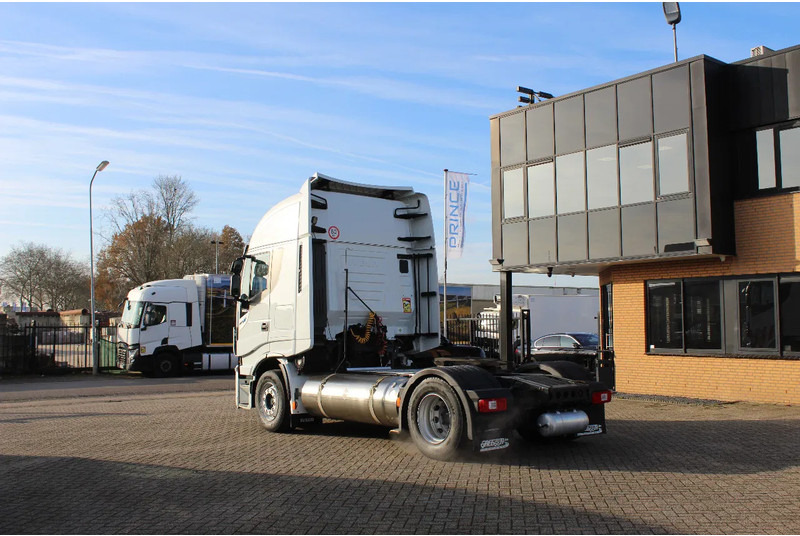 Iveco Stralis 460 * RETARDER * LNG * 4X2 * - Tegljač: slika Iveco Stralis 460 * RETARDER * LNG * 4X2 * - Tegljač Iveco Stralis 460 * RETARDER * LNG * 4X2 * - Tegljač: slika Iveco Stralis 460 * RETARDER * LNG * 4X2 * - Tegljač