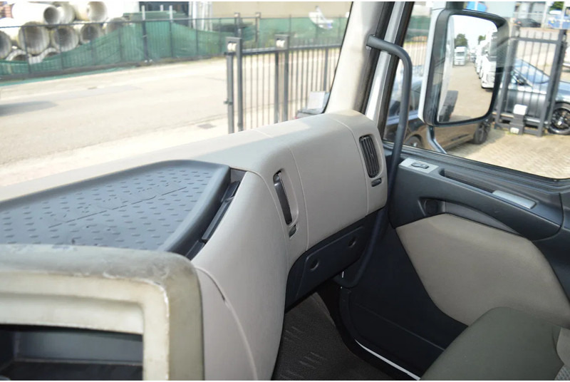 Tegljač Renault Premium 460 8 RETARDER * EURO5. EEV * 4X2 *: slika Tegljač Renault Premium 460 8 RETARDER * EURO5. EEV * 4X2 *