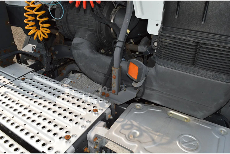 Tegljač Renault Premium 460 8 RETARDER * EURO5. EEV * 4X2 *: slika Tegljač Renault Premium 460 8 RETARDER * EURO5. EEV * 4X2 *