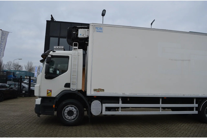 Volvo * EURO5 * CARRIER SUPRA 950MT * 4X2 * - Kamion hladnjača: slika Volvo * EURO5 * CARRIER SUPRA 950MT * 4X2 * - Kamion hladnjača Volvo * EURO5 * CARRIER SUPRA 950MT * 4X2 * - Kamion hladnjača: slika Volvo * EURO5 * CARRIER SUPRA 950MT * 4X2 * - Kamion hladnjača