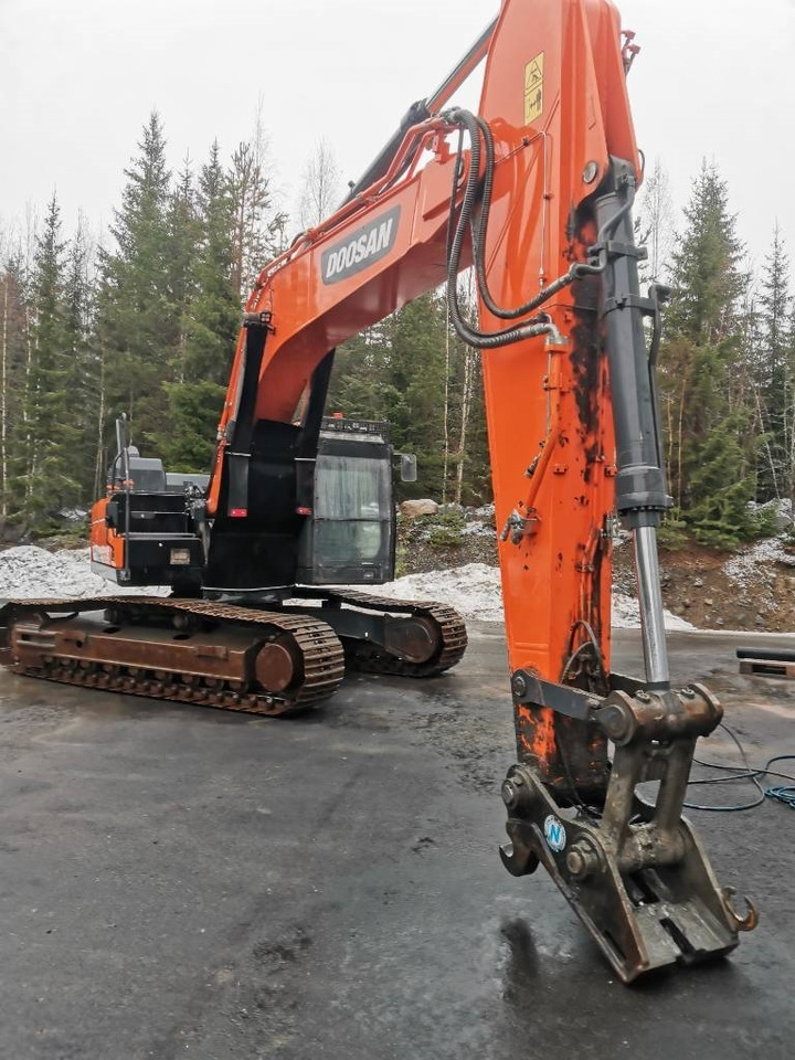 Doosan DX 300 LC-5 - Bager gusjeničar: slika Doosan DX 300 LC-5 - Bager gusjeničar Doosan DX 300 LC-5 - Bager gusjeničar: slika Doosan DX 300 LC-5 - Bager gusjeničar