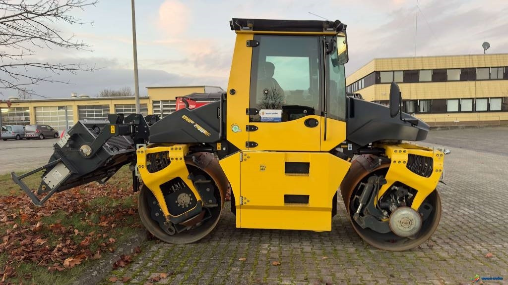 Bomag BM 154 AP-4i AM - Cestovni valjak: slika Bomag BM 154 AP-4i AM - Cestovni valjak Bomag BM 154 AP-4i AM - Cestovni valjak: slika Bomag BM 154 AP-4i AM - Cestovni valjak