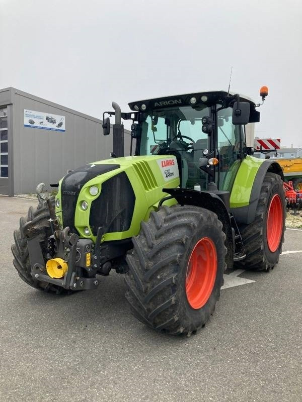 Claas Arion 630 - Traktor: slika Claas Arion 630 - Traktor Claas Arion 630 - Traktor: slika Claas Arion 630 - Traktor