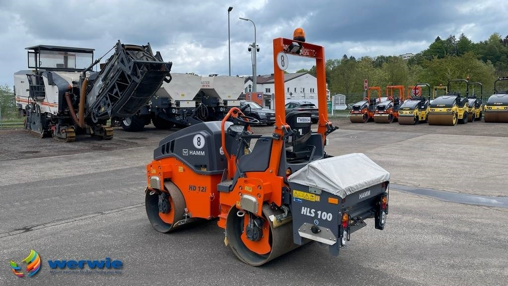 Hamm HD12iVV - Cestovni valjak: slika Hamm HD12iVV - Cestovni valjak Hamm HD12iVV - Cestovni valjak: slika Hamm HD12iVV - Cestovni valjak