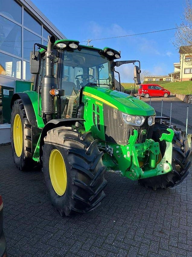 John Deere 6090M - Traktor: slika John Deere 6090M - Traktor John Deere 6090M - Traktor: slika John Deere 6090M - Traktor