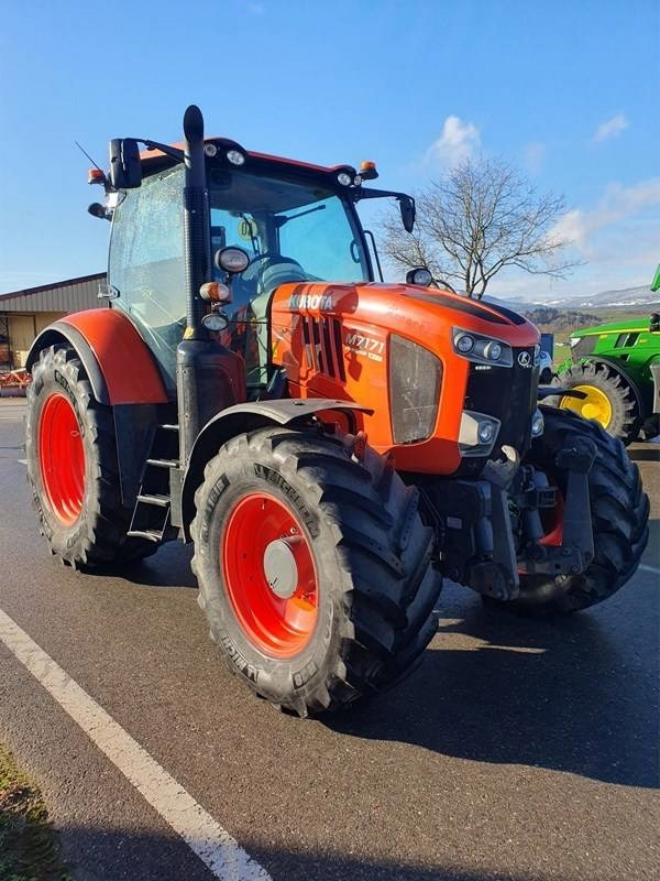 Kubota M7171 High End - Traktor: slika Kubota M7171 High End - Traktor Kubota M7171 High End - Traktor: slika Kubota M7171 High End - Traktor