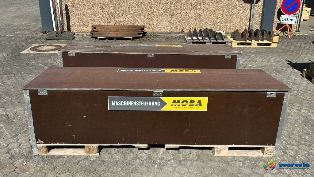 MOBA Big Sonic-Ski 13 m - Finišer za asfalt: slika MOBA Big Sonic-Ski 13 m - Finišer za asfalt MOBA Big Sonic-Ski 13 m - Finišer za asfalt: slika MOBA Big Sonic-Ski 13 m - Finišer za asfalt