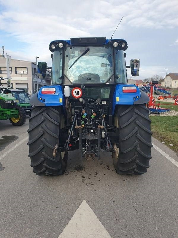 New Holland T 5.115 - Traktor: slika New Holland T 5.115 - Traktor New Holland T 5.115 - Traktor: slika New Holland T 5.115 - Traktor