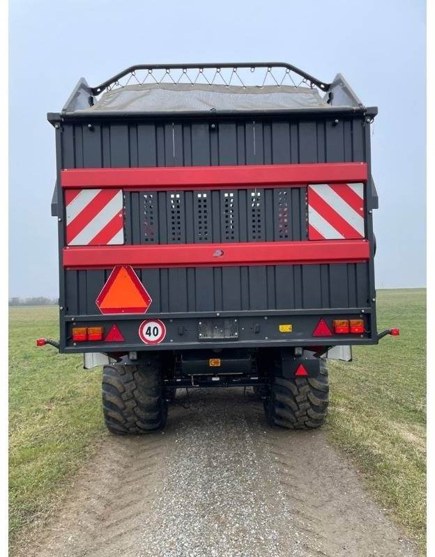 Vicon Rotex 550 - Prikolica za poljoprivredna gospodarstva: slika Vicon Rotex 550 - Prikolica za poljoprivredna gospodarstva Vicon Rotex 550 - Prikolica za poljoprivredna gospodarstva: slika Vicon Rotex 550 - Prikolica za poljoprivredna gospodarstva